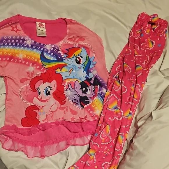 Colorful My Little Pony Pajama Set - Picture 5 of 10